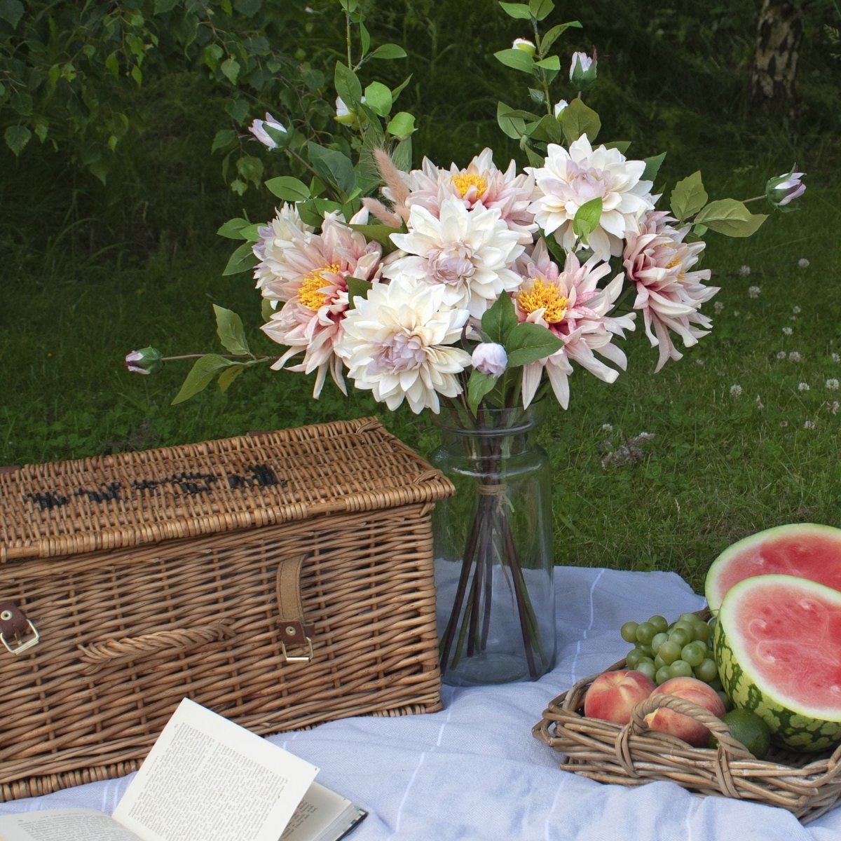 Lush Pink Dahlia - Home Accents